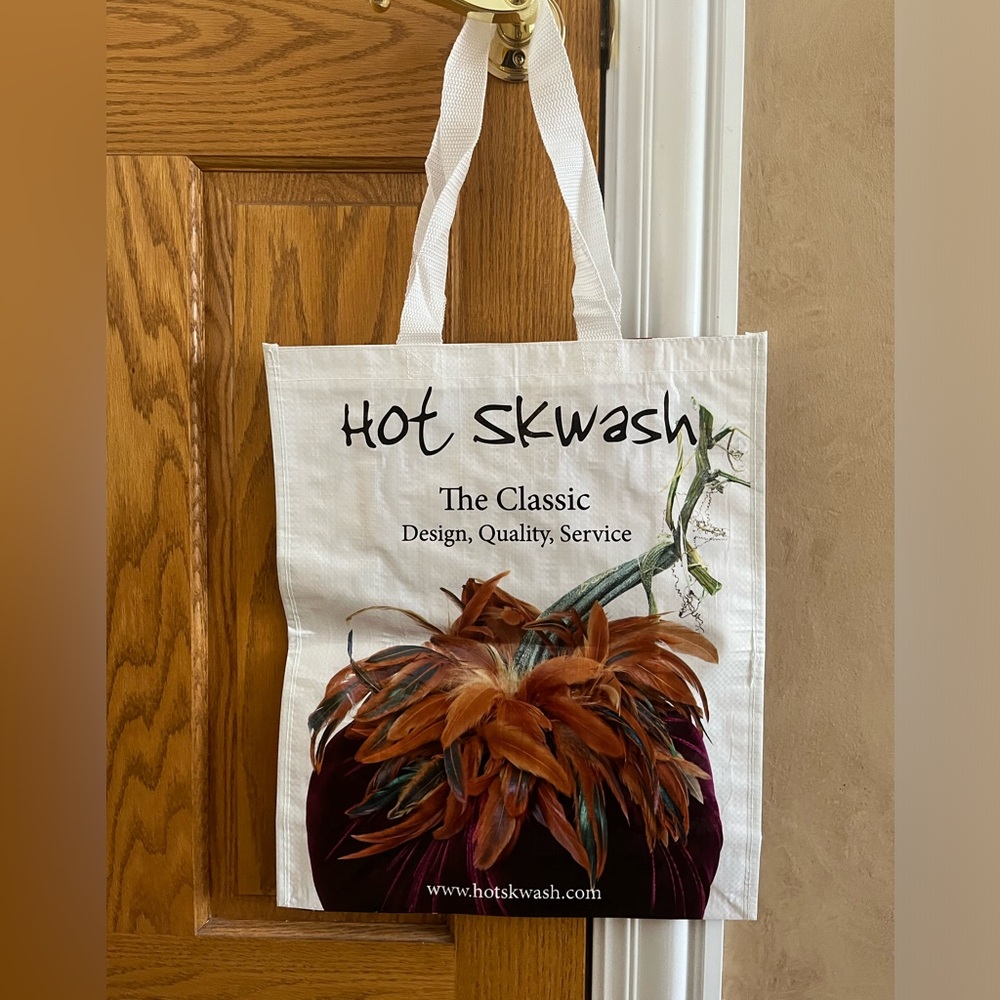 Hot skwash tote